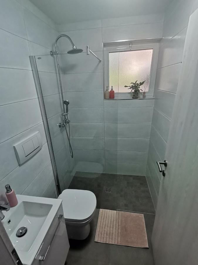 Apartment Apartma Vrtnica *