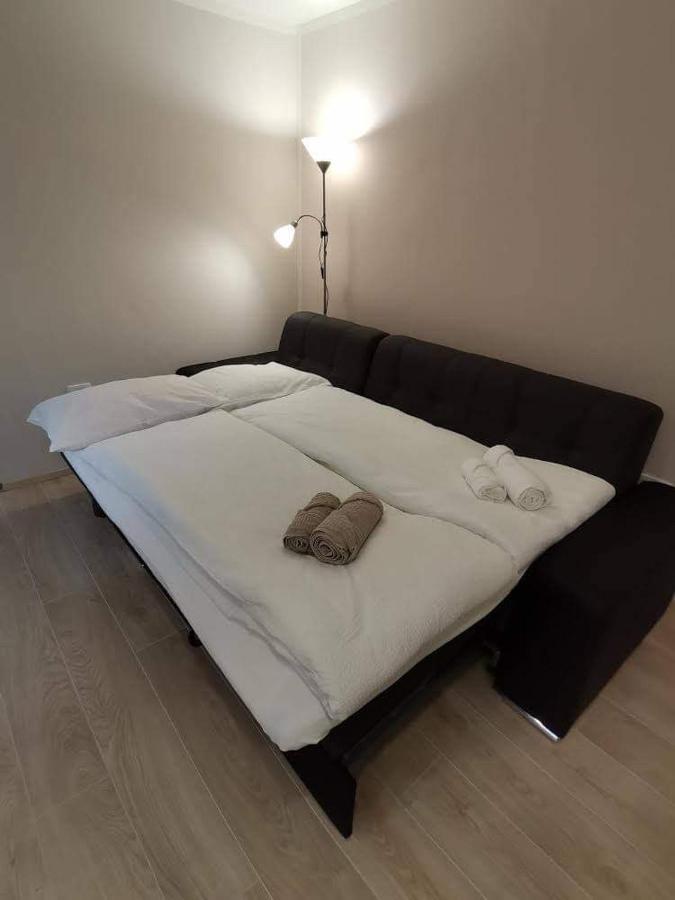Apartma Vrtnica Apartment *